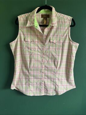 Aura Sleeveless Plaid Button-Down Shirt in Pink & Light Green